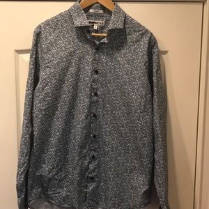 Men’s floral print button down long sleeve